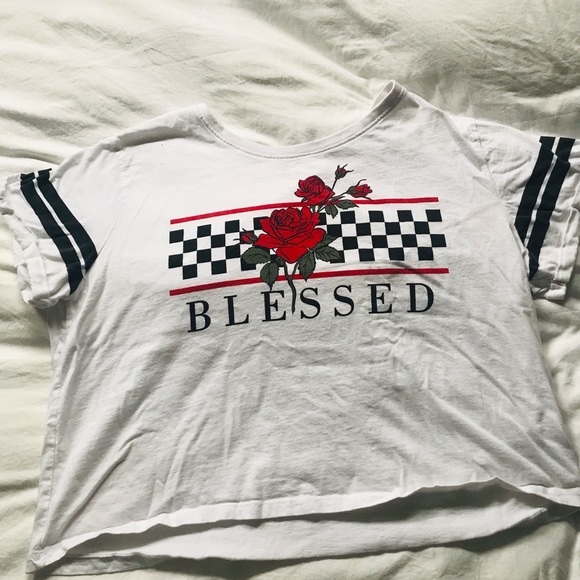 🪴Ardene Blessed Cropped T shirt - Picture 1 of 2
